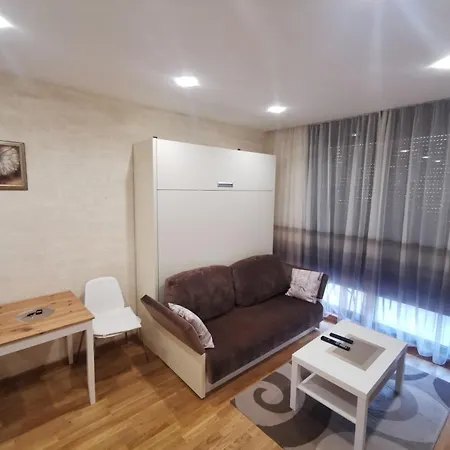 Danilovic * 兹拉蒂博尔